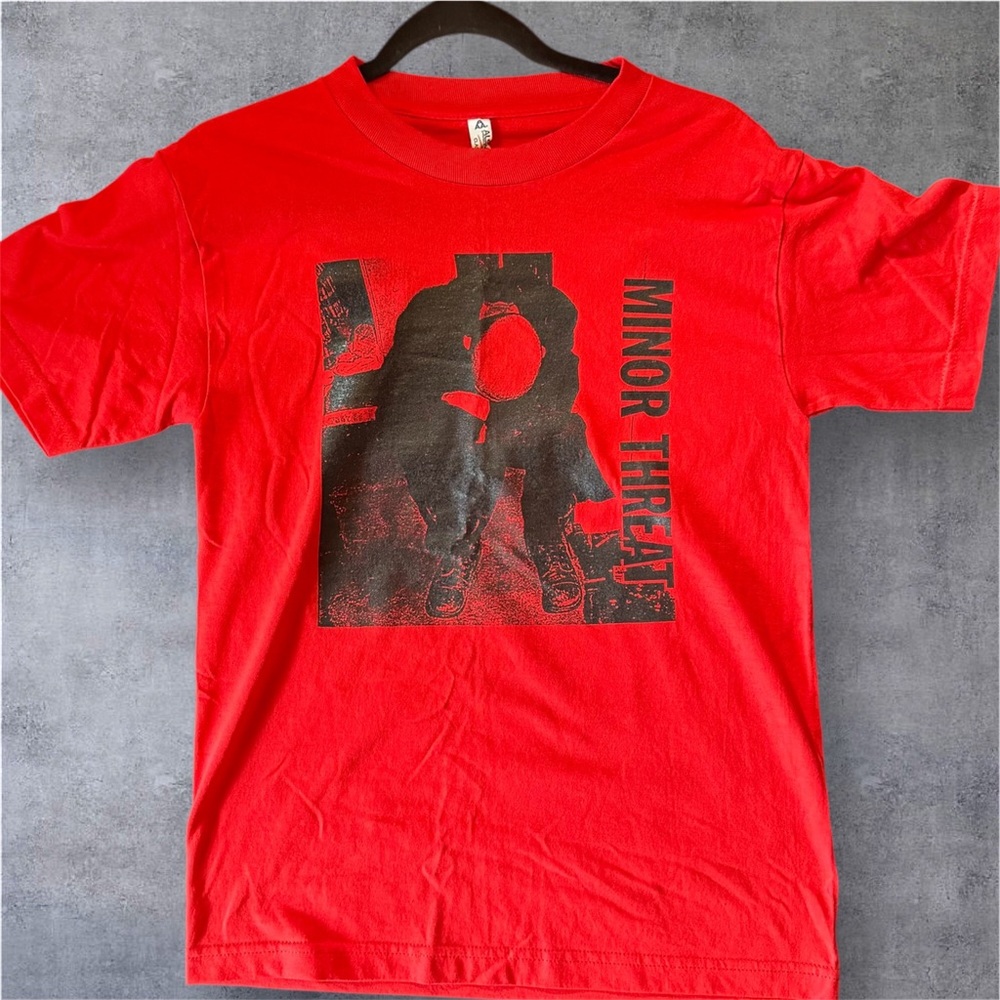 Minor Threat red tshirt